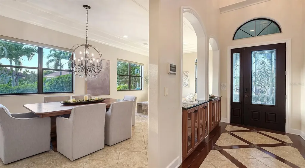 3706 80th Drive E Sarasota FL 34243