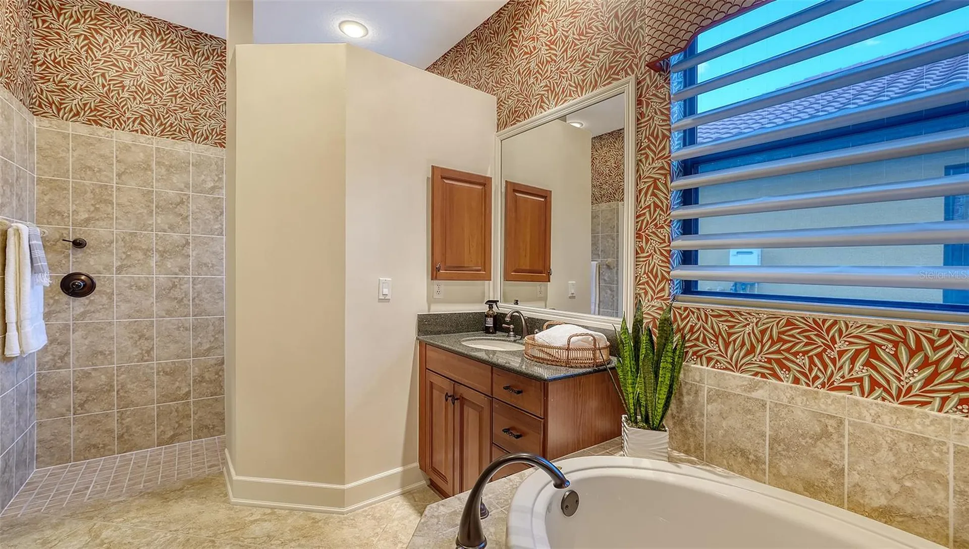 3706 80th Drive E Sarasota FL 34243