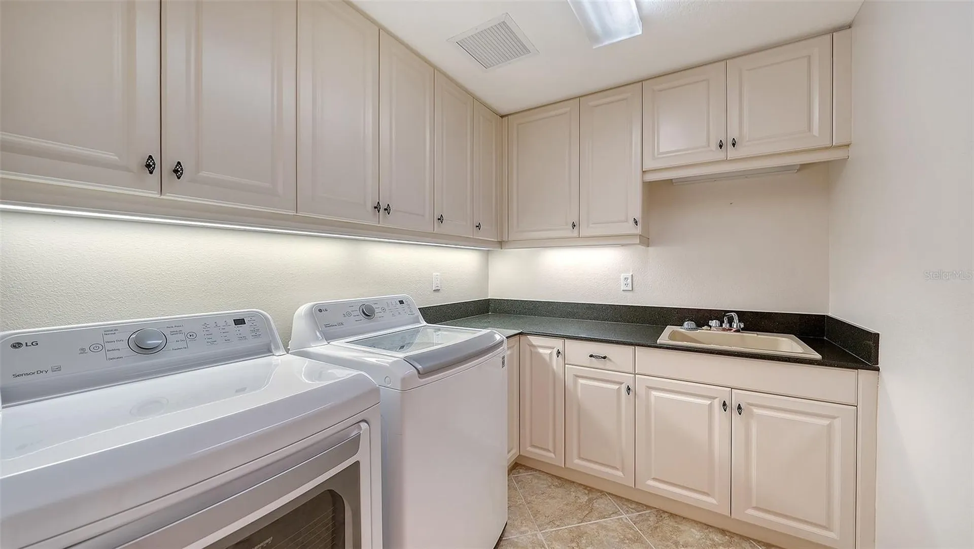 3706 80th Drive E Sarasota FL 34243