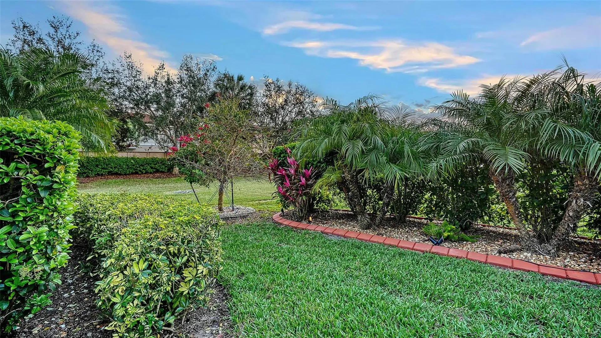 3706 80th Drive E Sarasota FL 34243