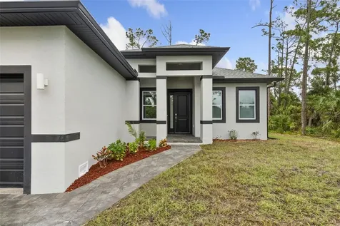 18024 Placid Avenue Port Charlotte FL 33948