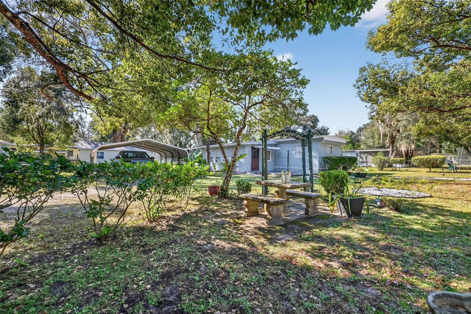10438 SE 130th Place Ocklawaha FL 32179