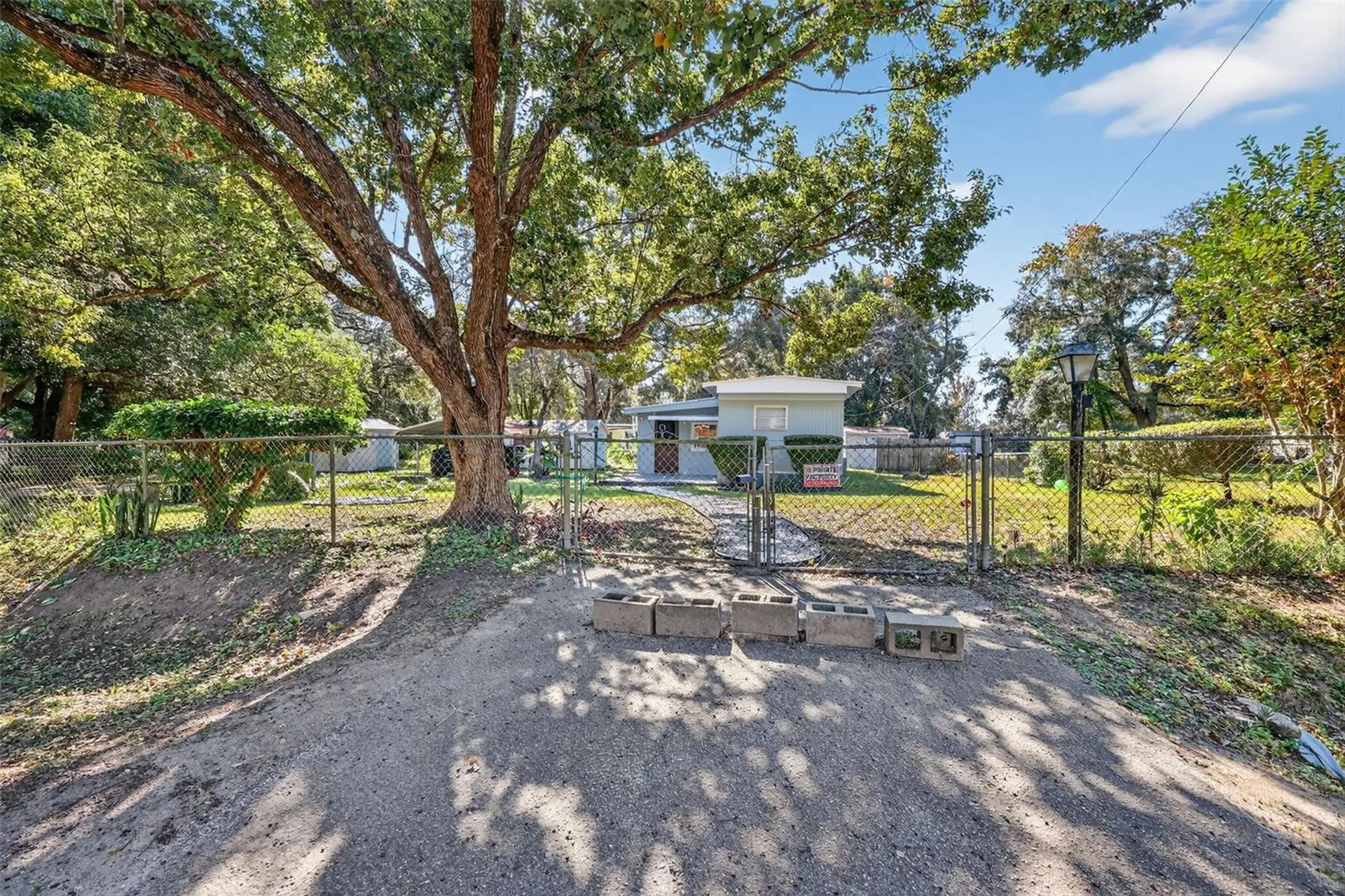 10438 SE 130th Place Ocklawaha FL 32179