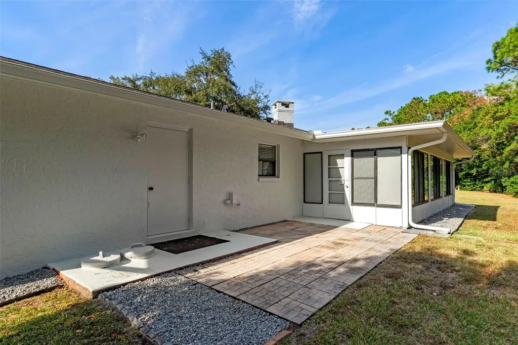 27 Beverly Court Homosassa FL 34446
