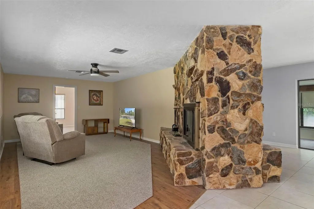 27 Beverly Court Homosassa FL 34446