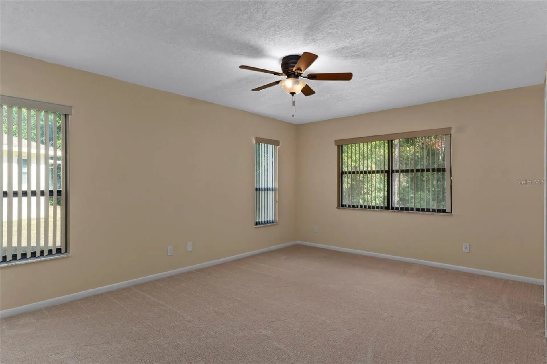 27 Beverly Court Homosassa FL 34446