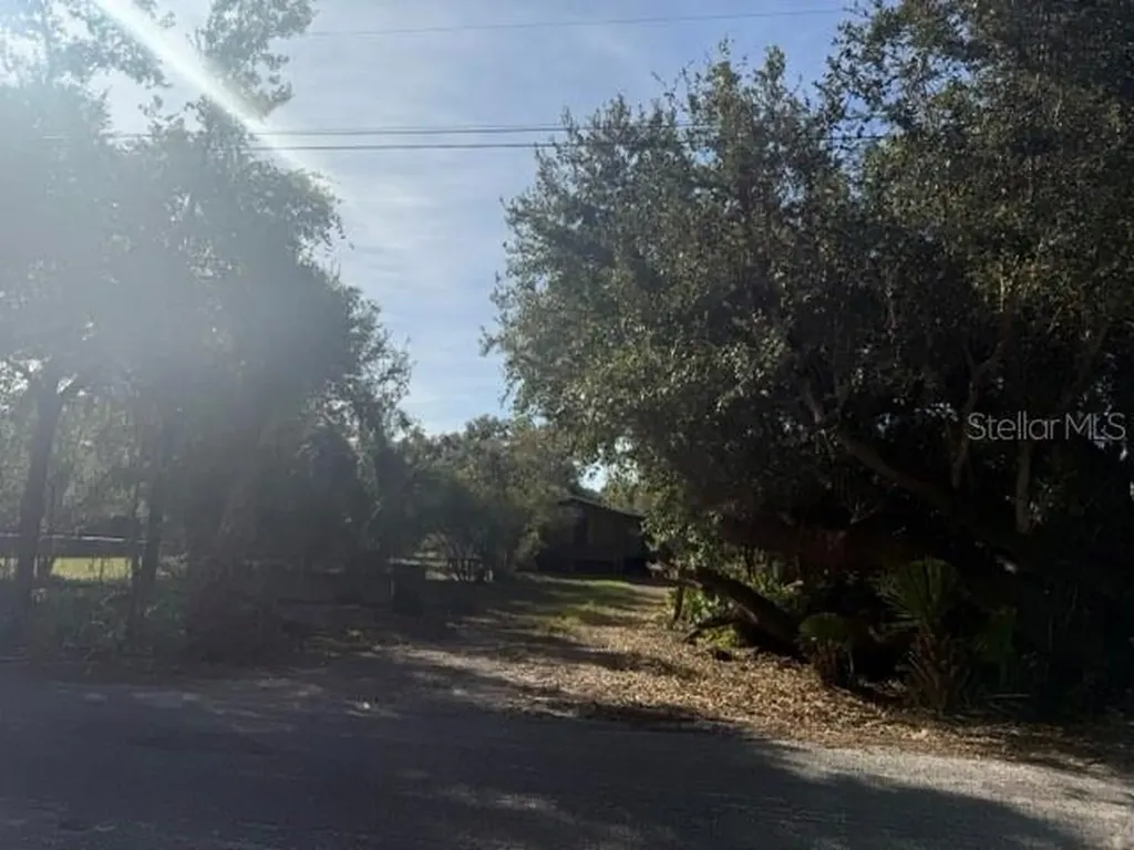 4905 Merrin Road Plant City FL 33565