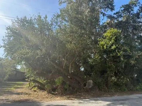 4905 Merrin Road Plant City FL 33565