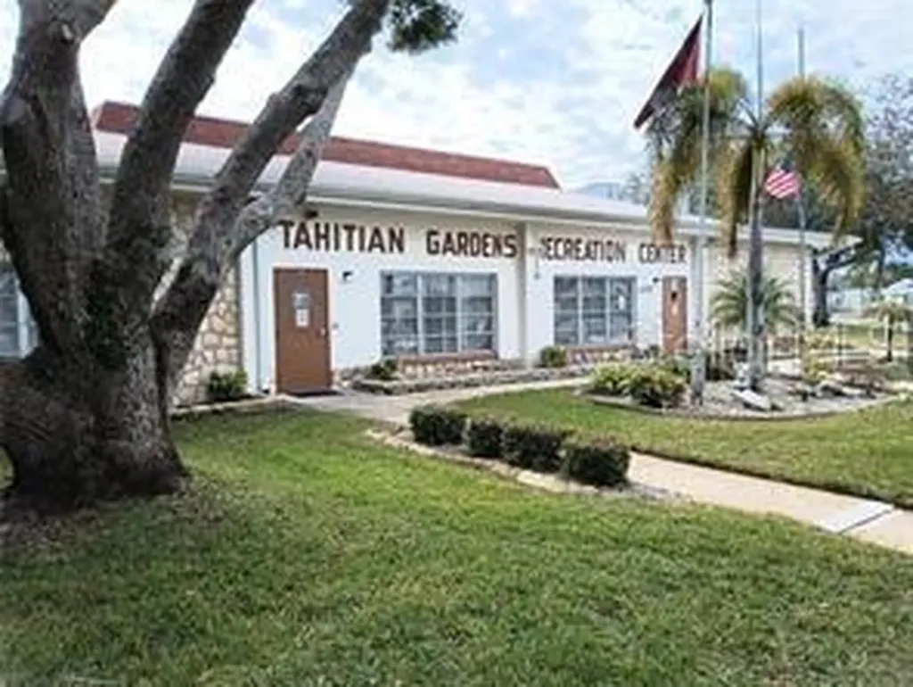 4316 Tahitian Gardens Circle Holiday FL 34691