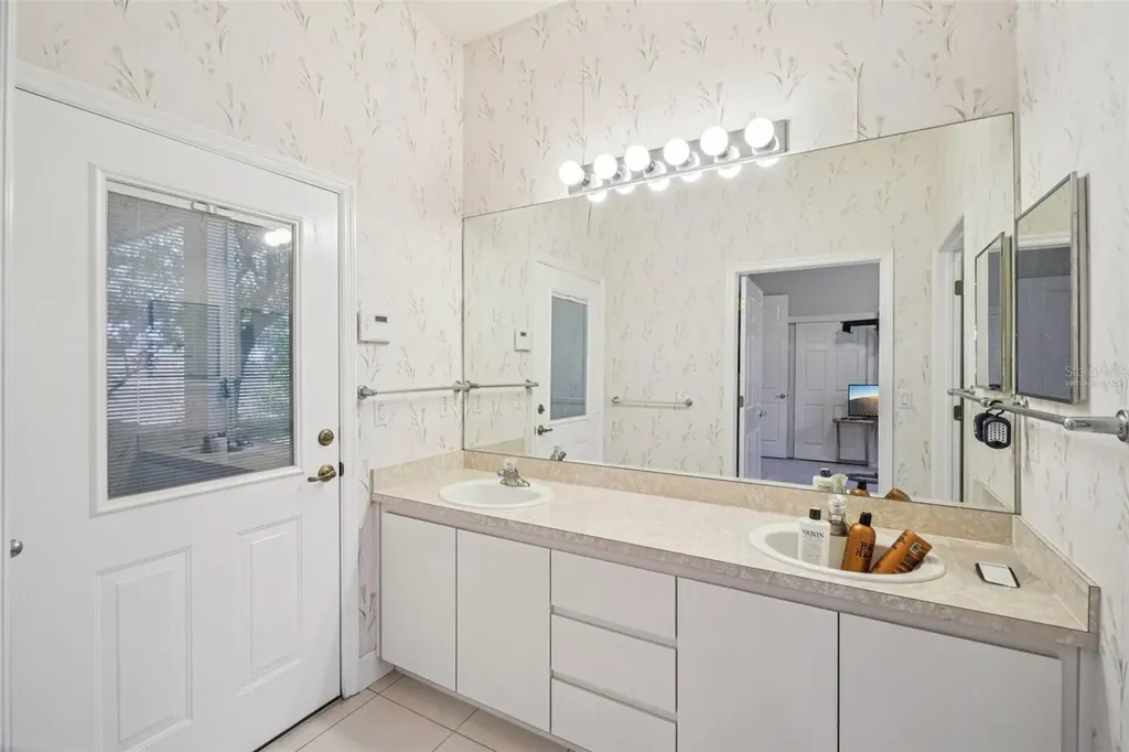 13750 Dowling Lane Odessa FL 33556