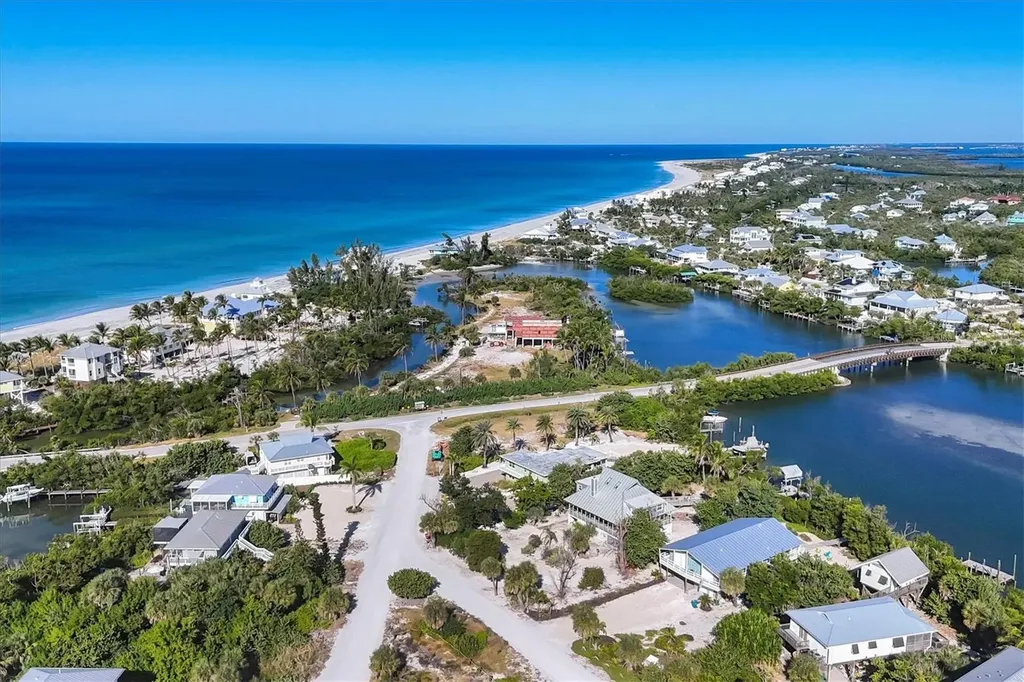 30 Gasparilla Way Placida FL 33946