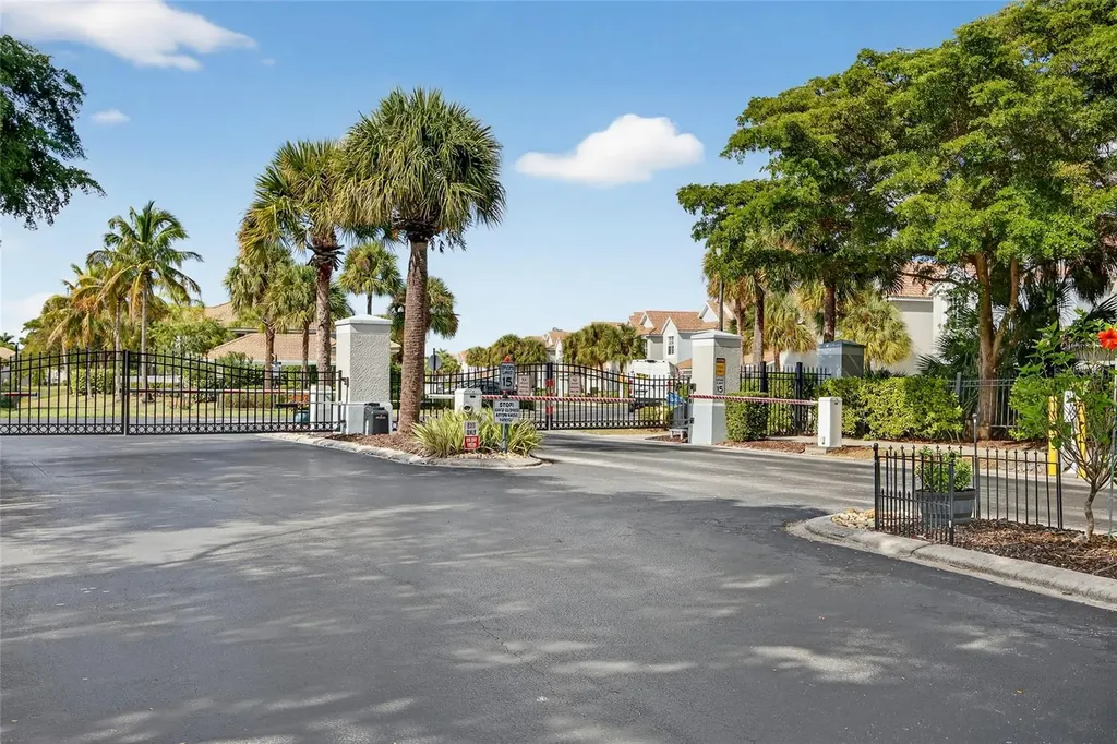 8300 Village Edge Circle Fort Myers FL 33919