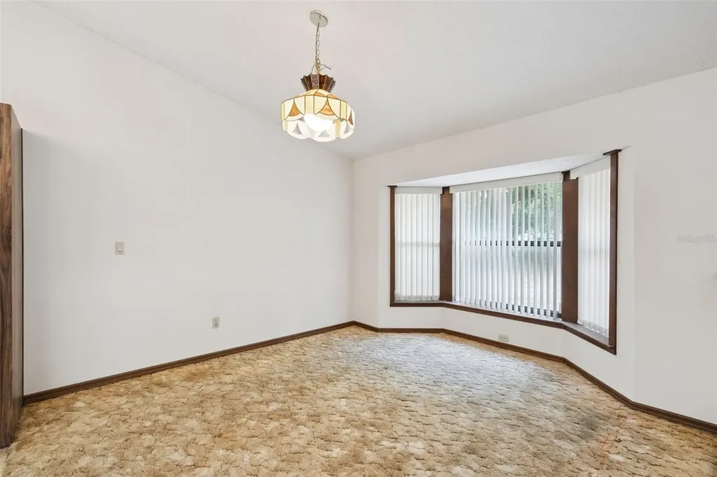 624 Hull Island Drive Oakland FL 34787