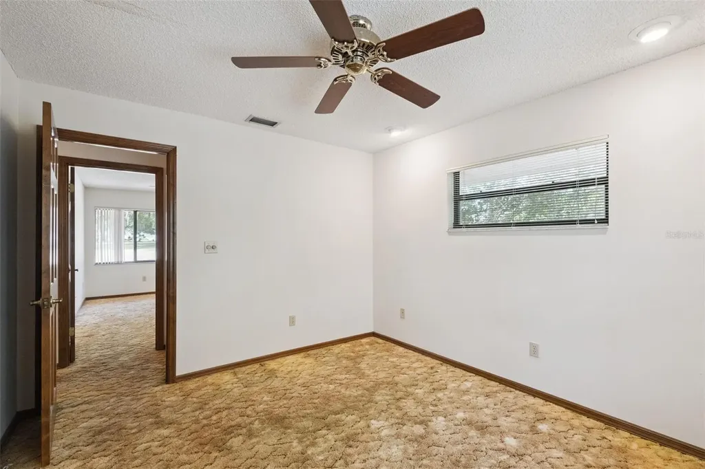 624 Hull Island Drive Oakland FL 34787