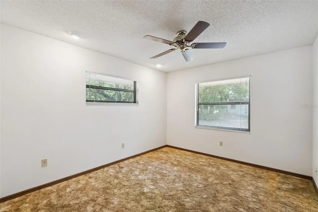 624 Hull Island Drive Oakland FL 34787