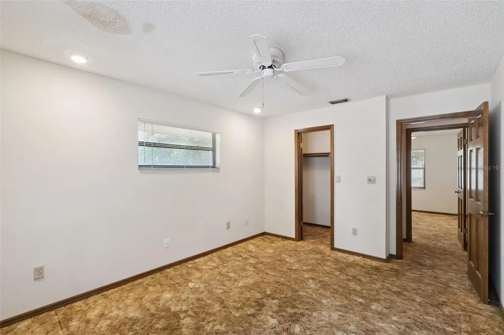 624 Hull Island Drive Oakland FL 34787