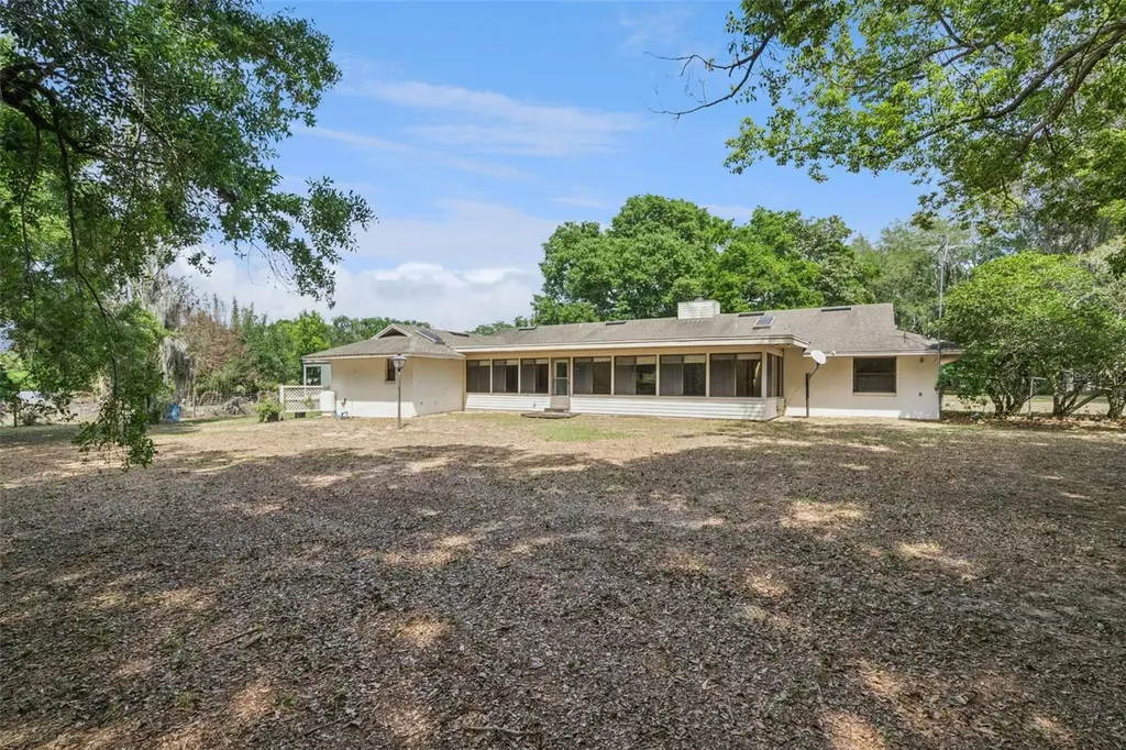 624 Hull Island Drive Oakland FL 34787