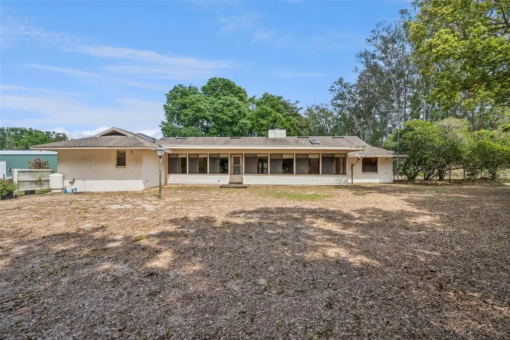 624 Hull Island Drive Oakland FL 34787