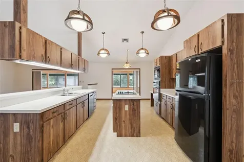 624 Hull Island Drive Oakland FL 34787