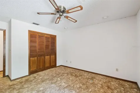 624 Hull Island Drive Oakland FL 34787