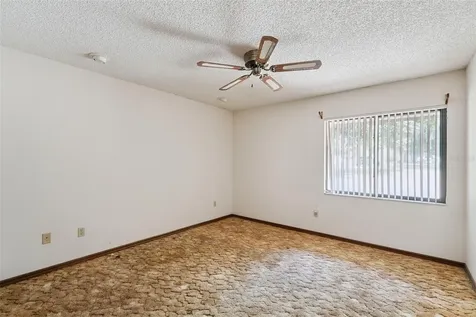 624 Hull Island Drive Oakland FL 34787