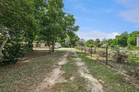 624 Hull Island Drive Oakland FL 34787
