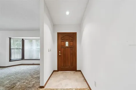 624 Hull Island Drive Oakland FL 34787