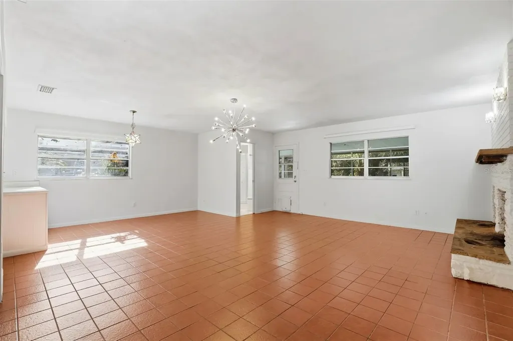 1718 Christy Avenue Orlando FL 32803