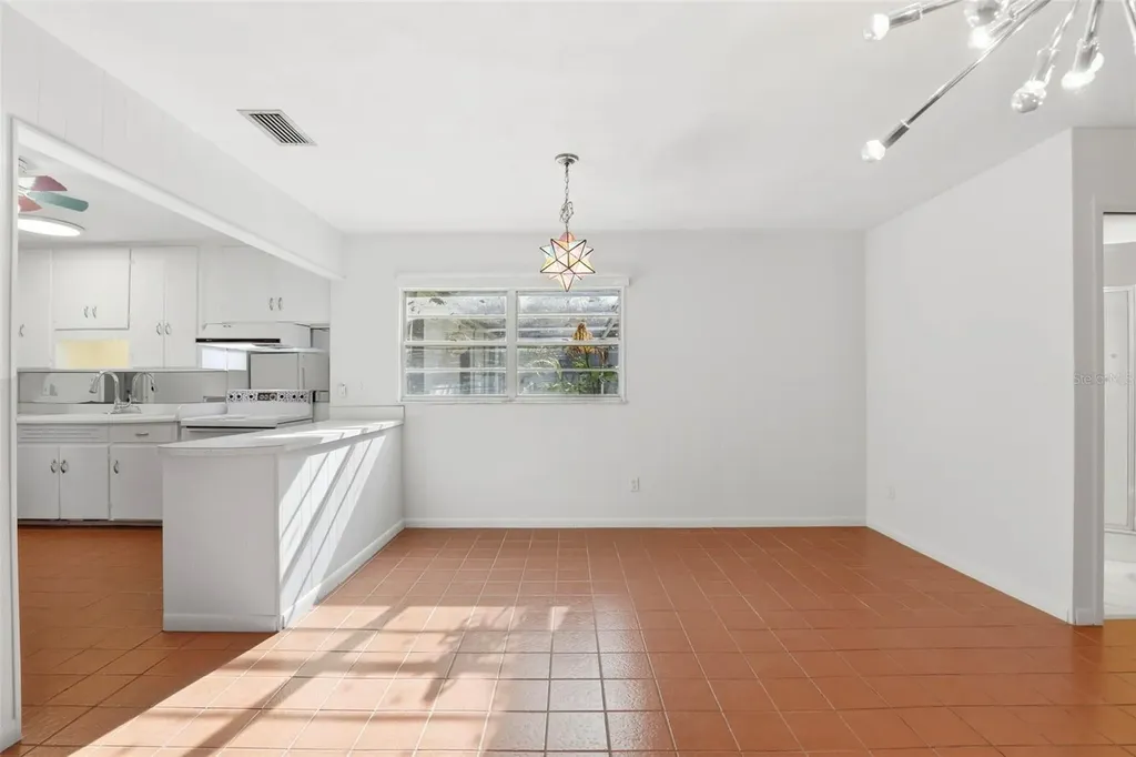 1718 Christy Avenue Orlando FL 32803