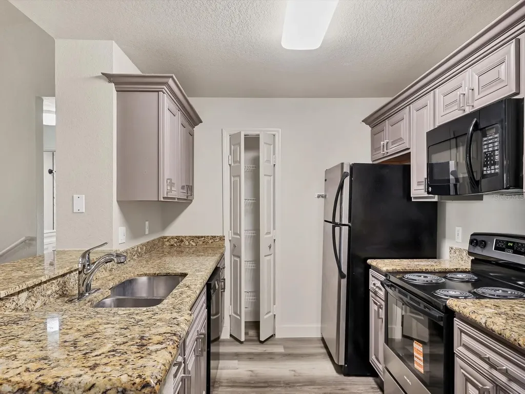 8911 Manor Loop Lakewood Ranch FL 34202