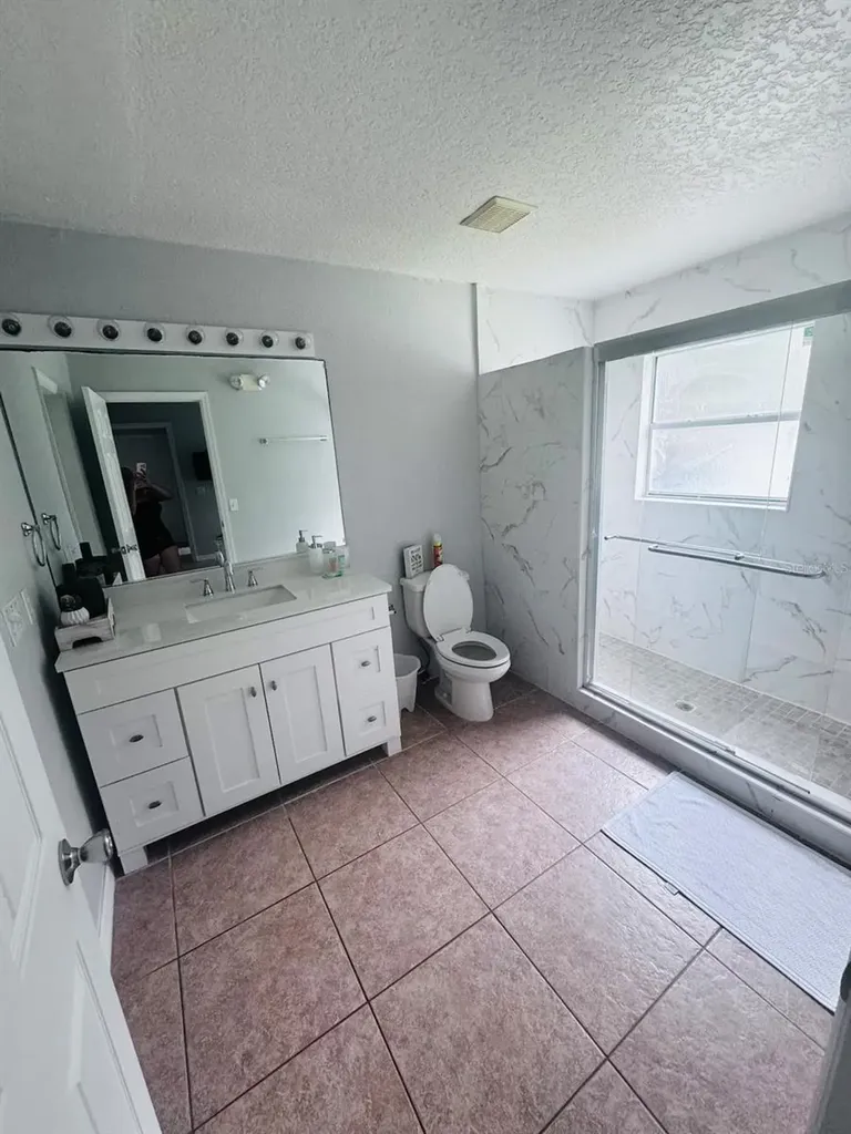 406 Lake Shore Parkway Davenport FL 33896