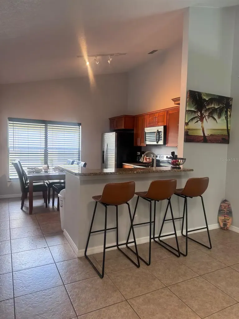 406 Lake Shore Parkway Davenport FL 33896