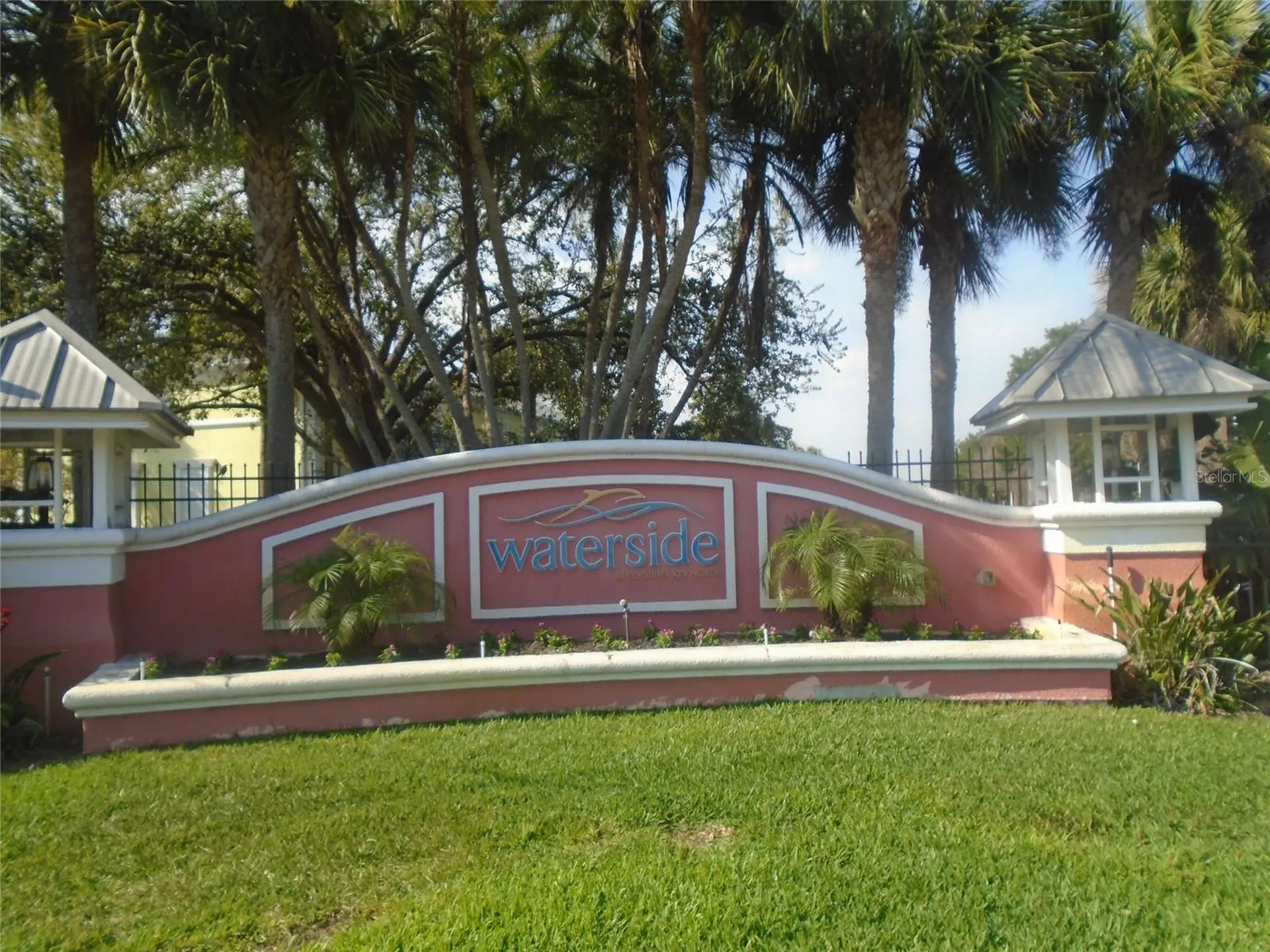 3889 Pompano Drive SE St Petersburg FL 33705
