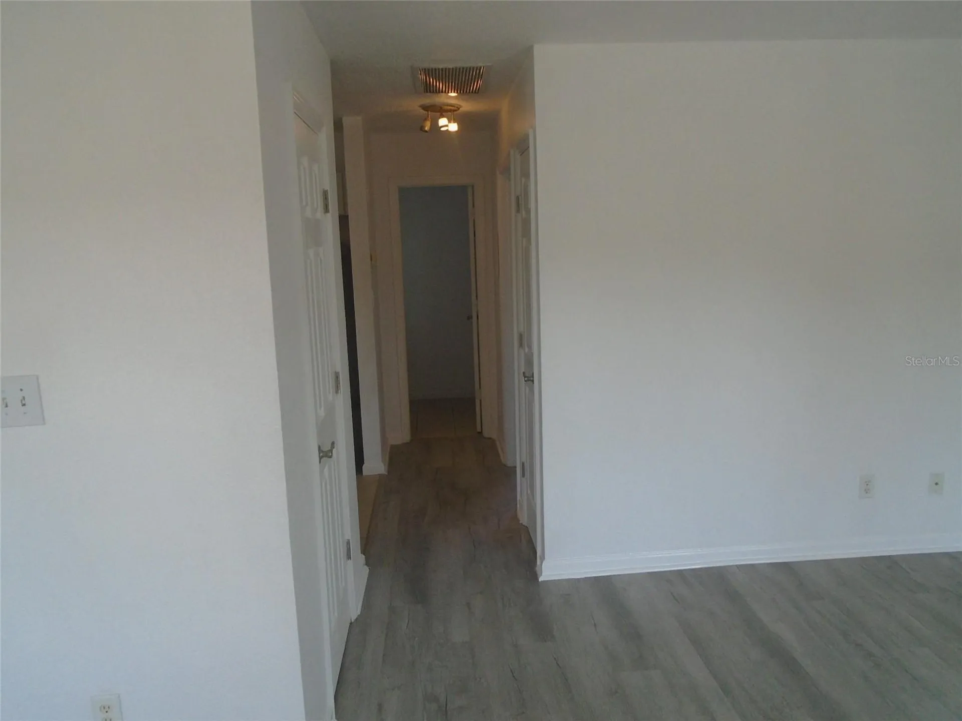 3889 Pompano Drive SE St Petersburg FL 33705