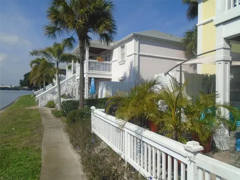 3889 Pompano Drive SE St Petersburg FL 33705
