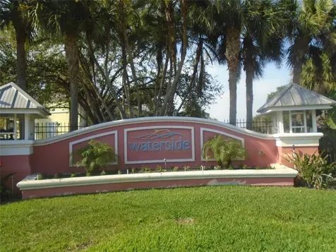 3889 Pompano Drive SE St Petersburg FL 33705