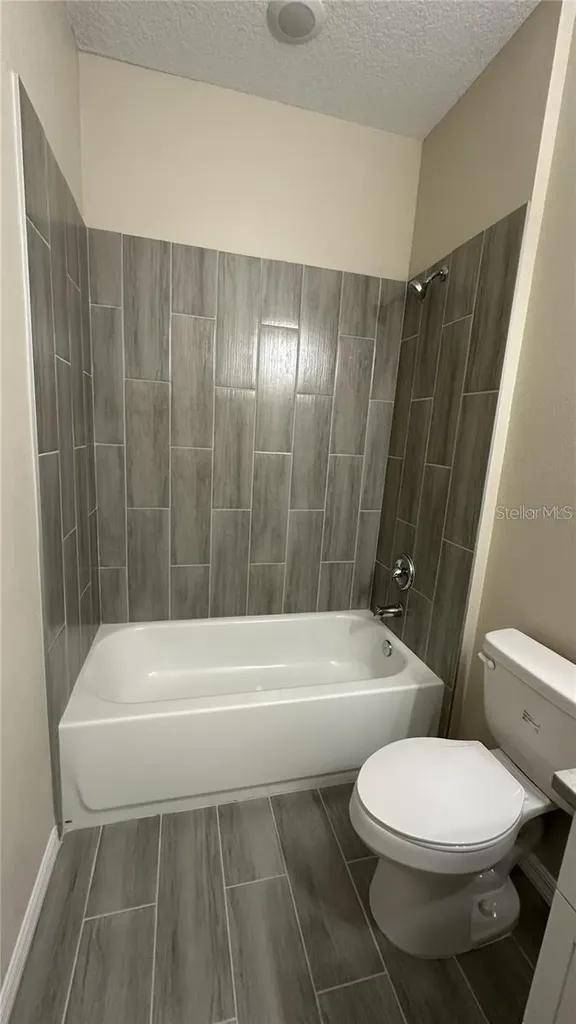 615 Lake Shore Parkway Davenport FL 33896