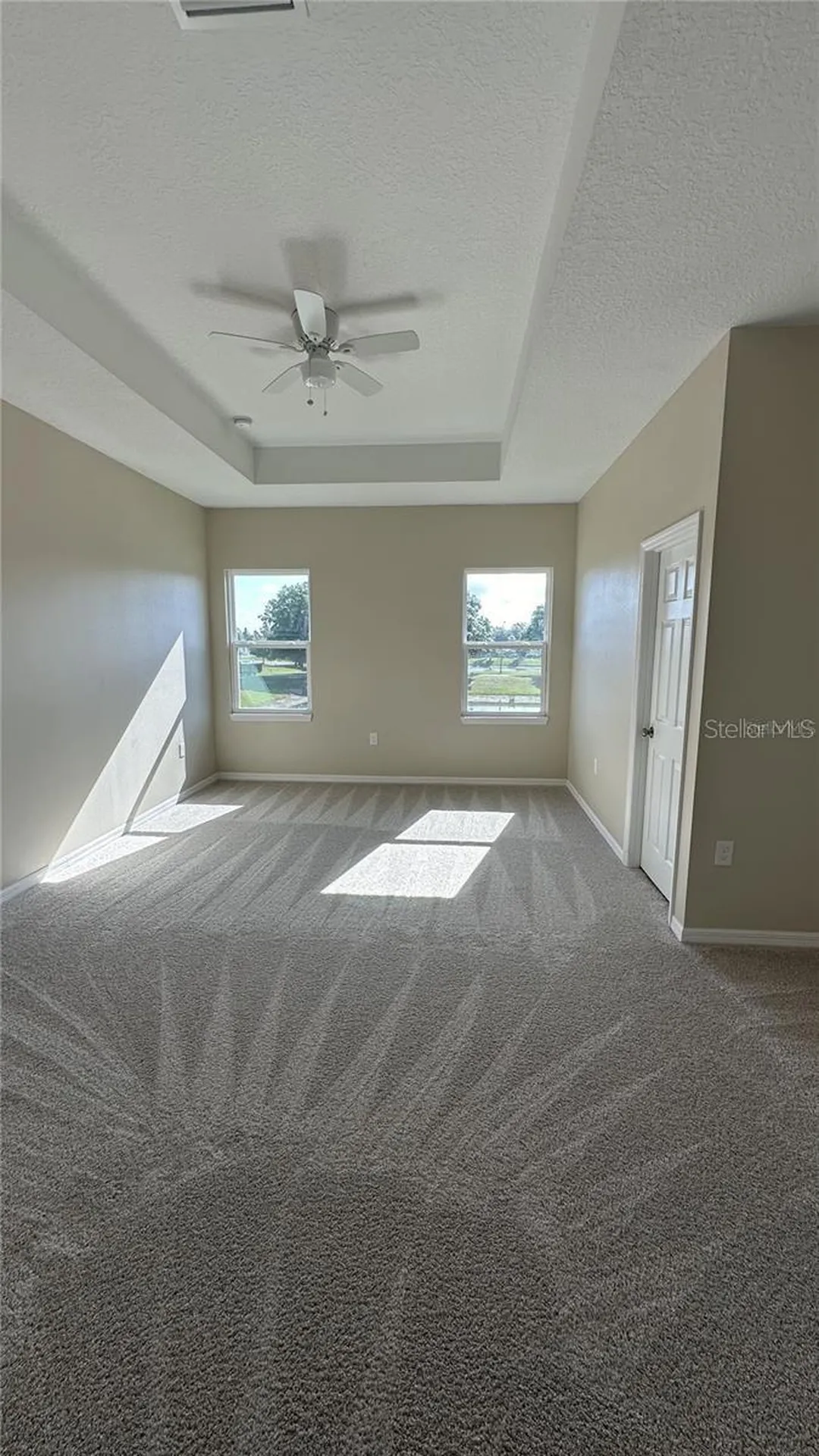 615 Lake Shore Parkway Davenport FL 33896