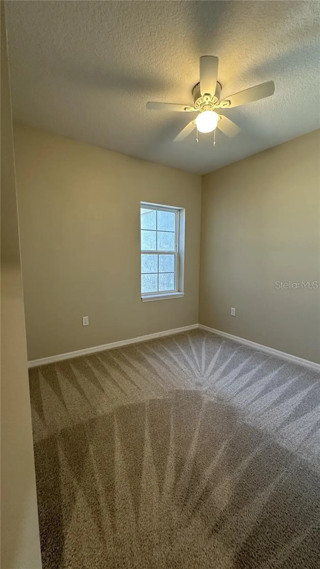 615 Lake Shore Parkway Davenport FL 33896
