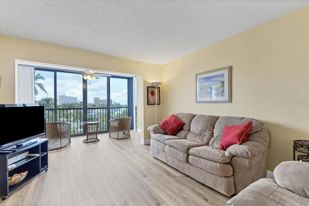 5855 Midnight Pass Road Sarasota FL 34242
