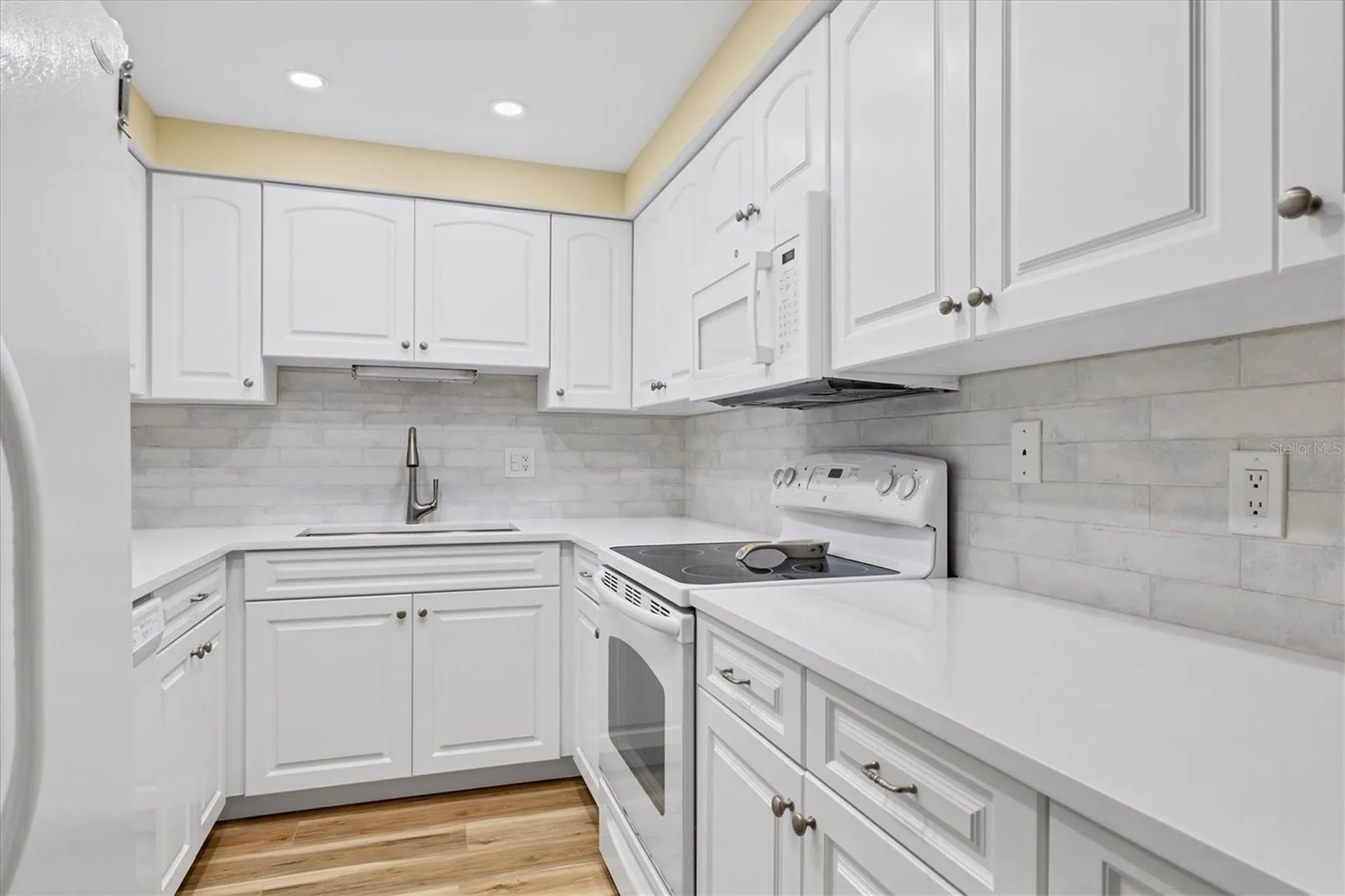 5855 Midnight Pass Road Sarasota FL 34242