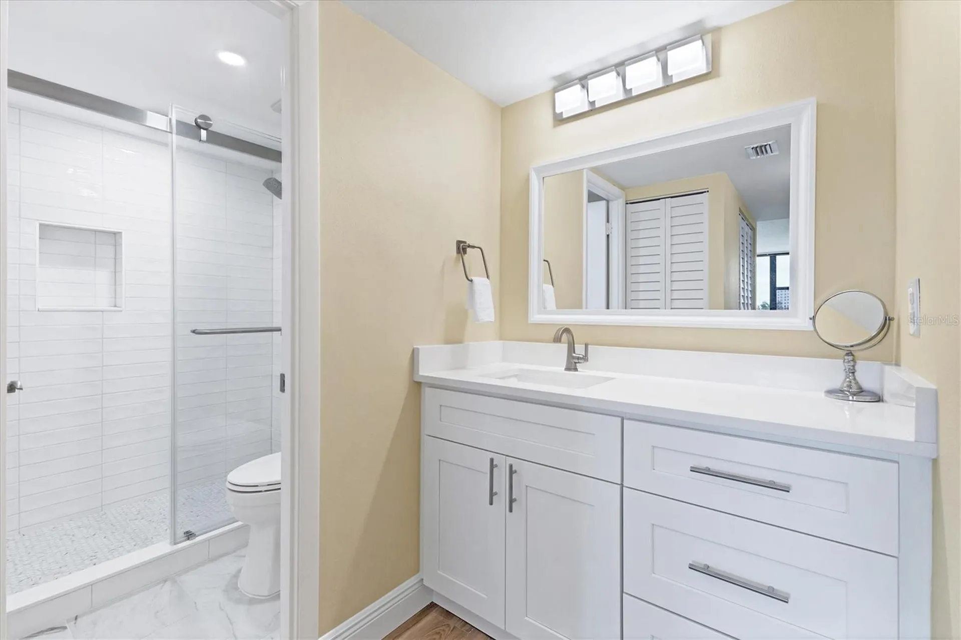 5855 Midnight Pass Road Sarasota FL 34242