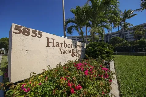 5855 Midnight Pass Road Sarasota FL 34242
