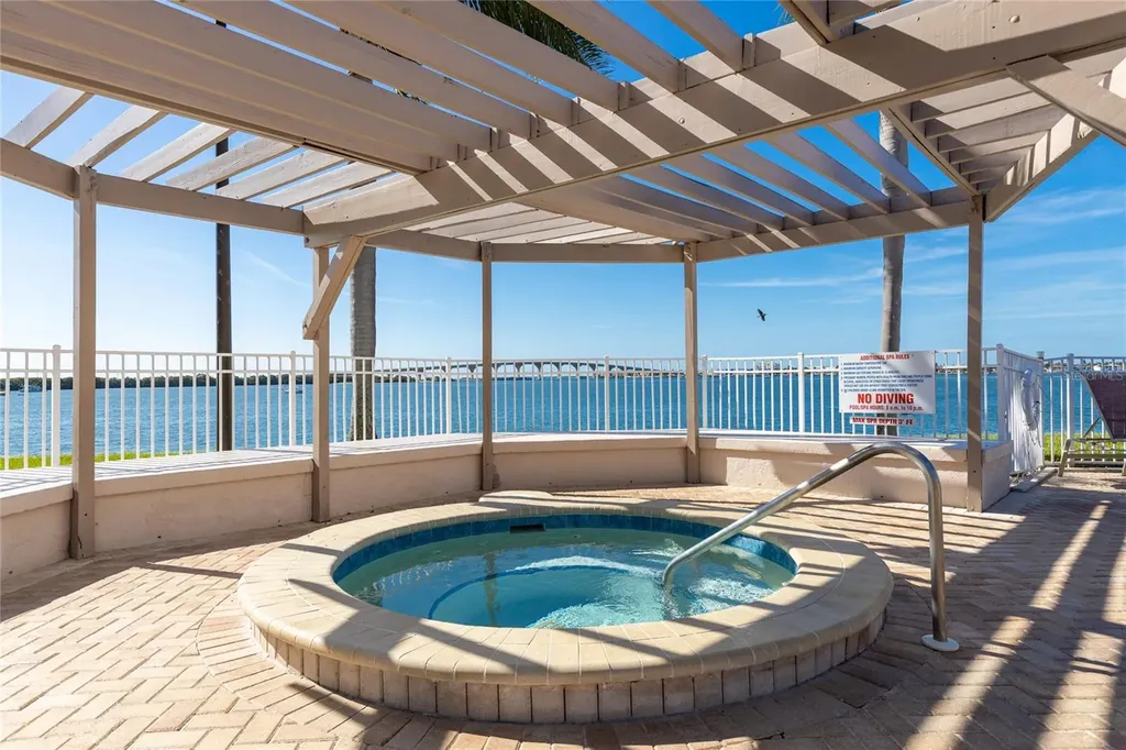 6269 Palma Del Mar Boulevard S St Petersburg FL 33715