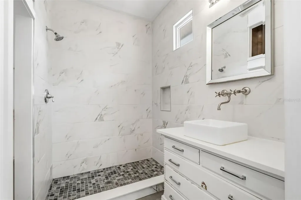 3410 S School Avenue Sarasota FL 34239