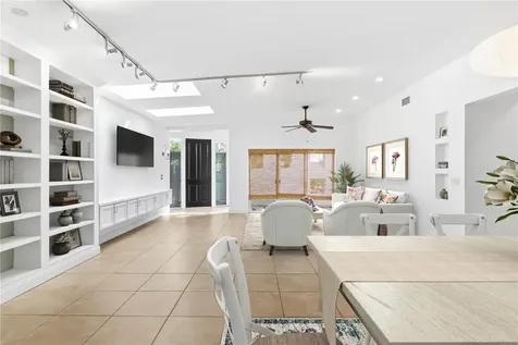 3410 S School Avenue Sarasota FL 34239