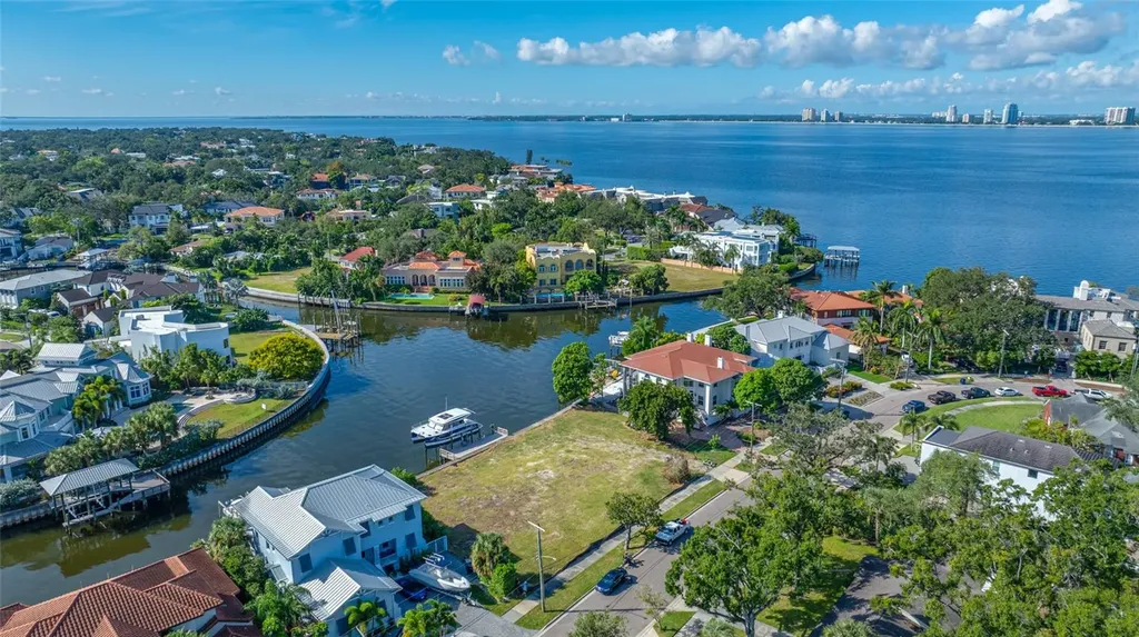 104 Adalia Avenue Tampa FL 33606