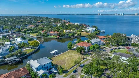 104 Adalia Avenue Tampa FL 33606