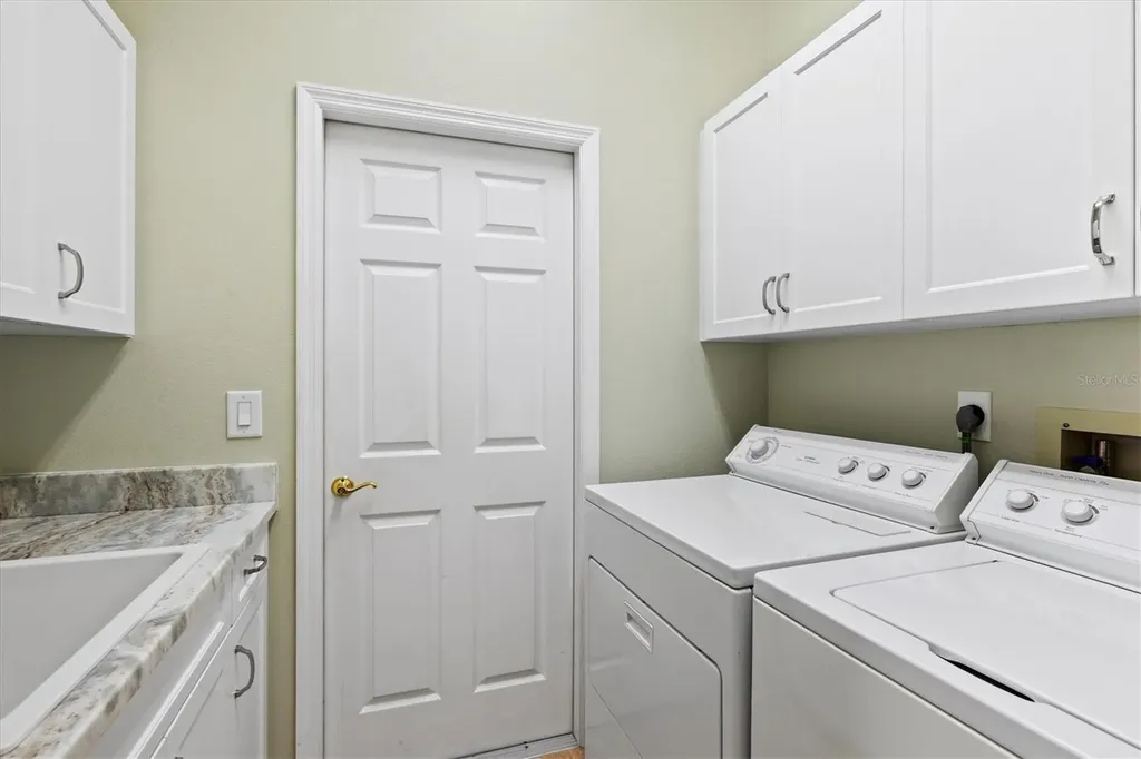 1987 White Feather Lane Nokomis FL 34275