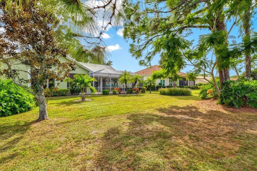 1987 White Feather Lane Nokomis FL 34275